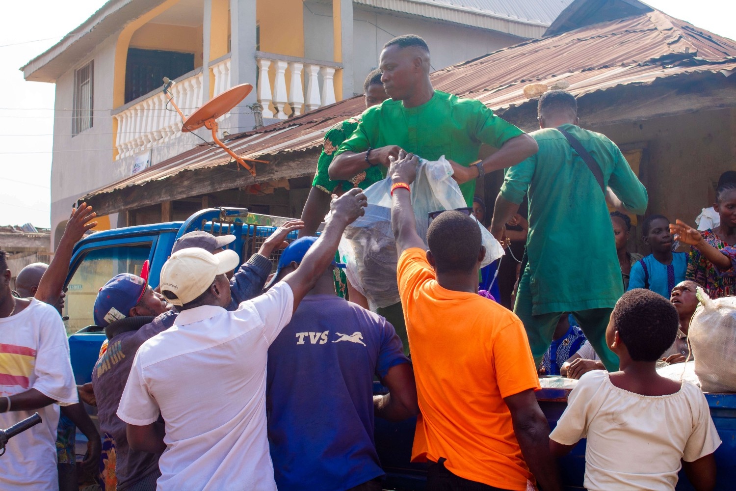 Two seniors playing chess in a sunny park